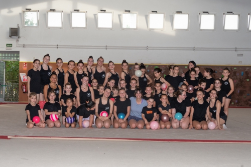 M.-Class-Almudena-Cid-Firmas-1