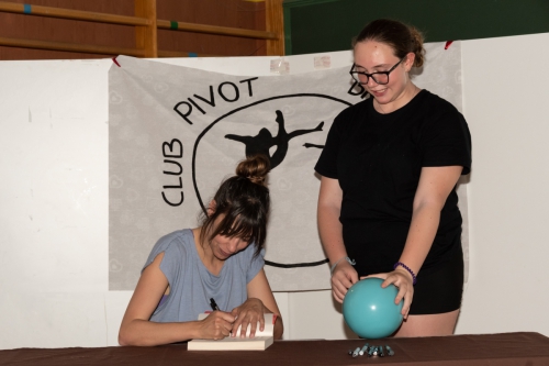 M.-Class-Almudena-Cid-Firmas-146